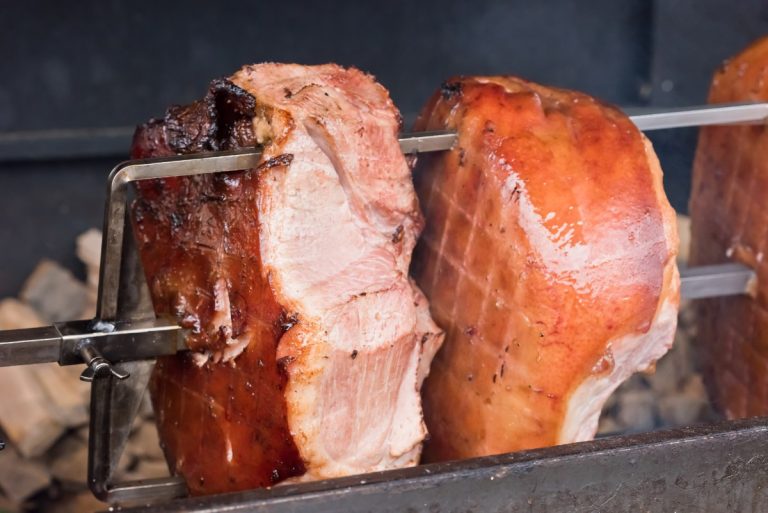 Jambon à la broche cuit