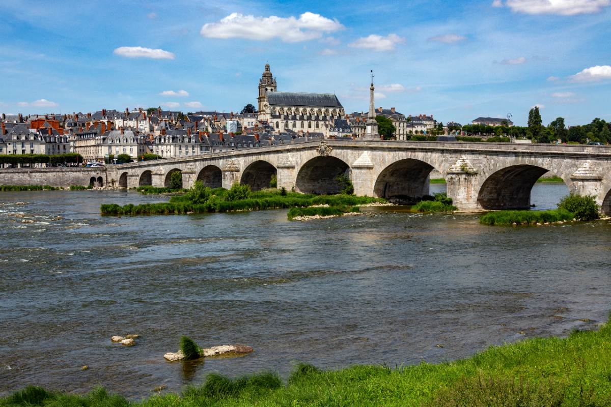 Pourquoi visiter ce village fluvial près de Paris ?